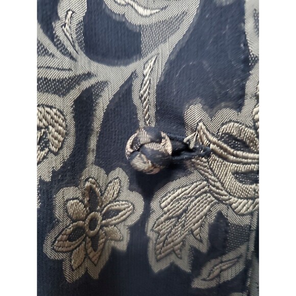 Chico's Design Silk Blend Mesh Floral Print Semi-Sheer Button-up Blouse Sz 3(XL) - Picture 3 of 7